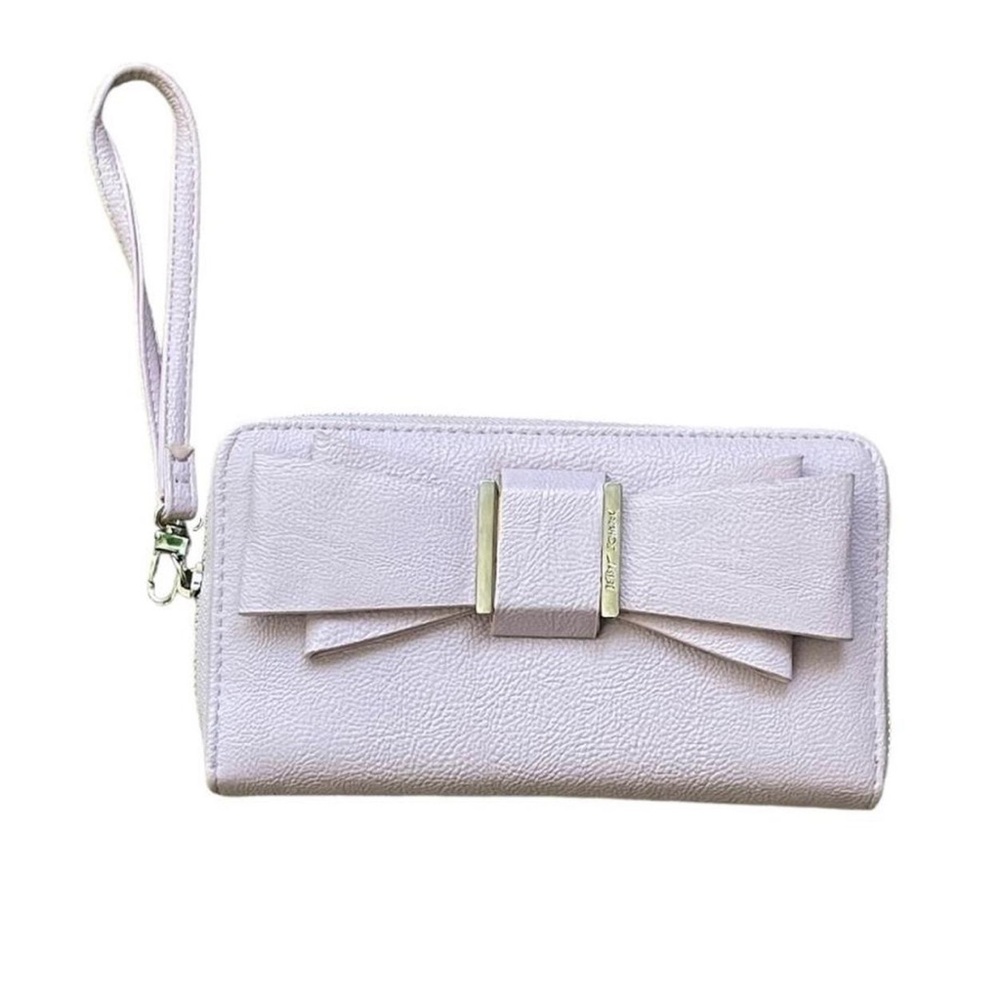 Betsey Johnson large bow wallet